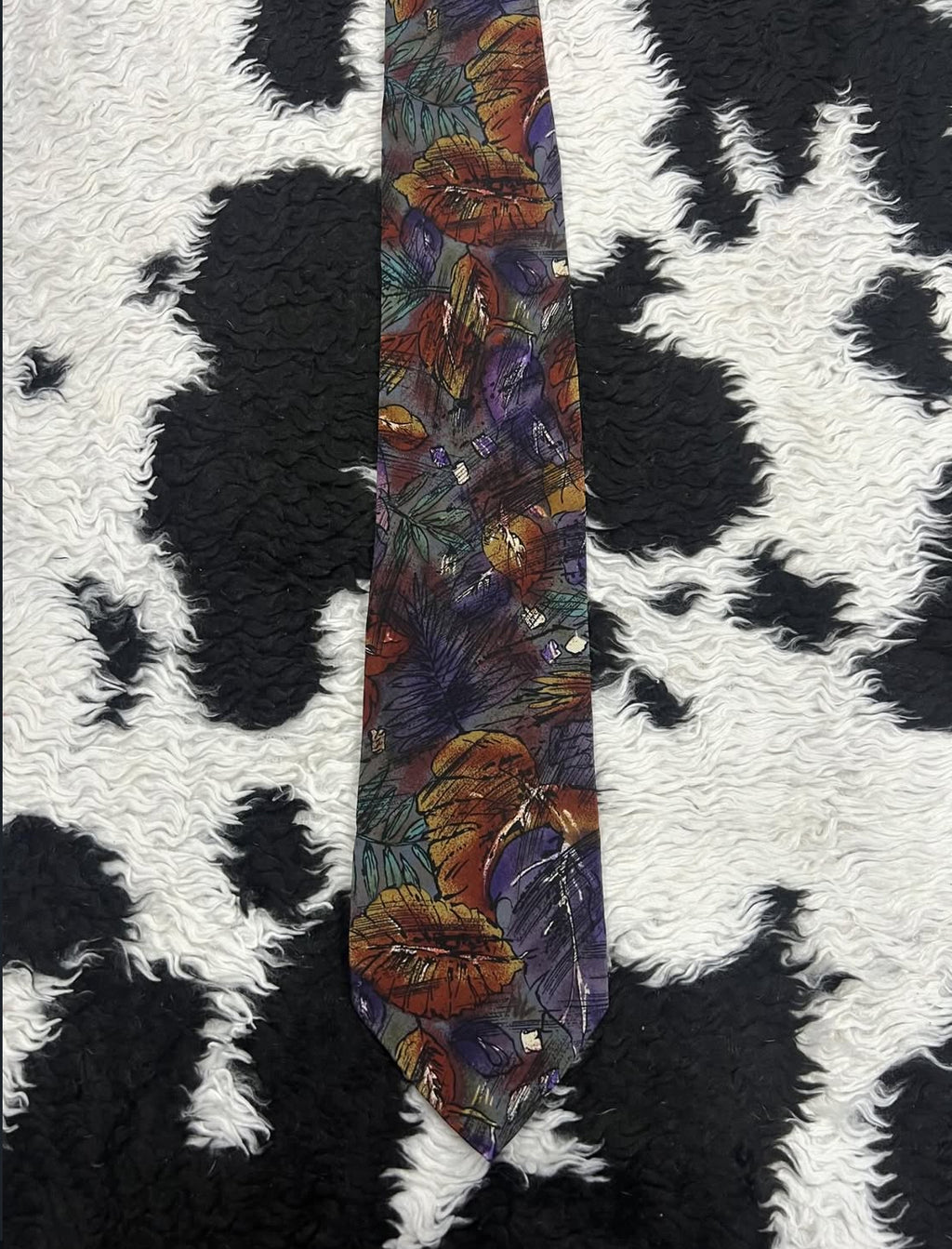 Abercrombie & Fitch Leaves Tie