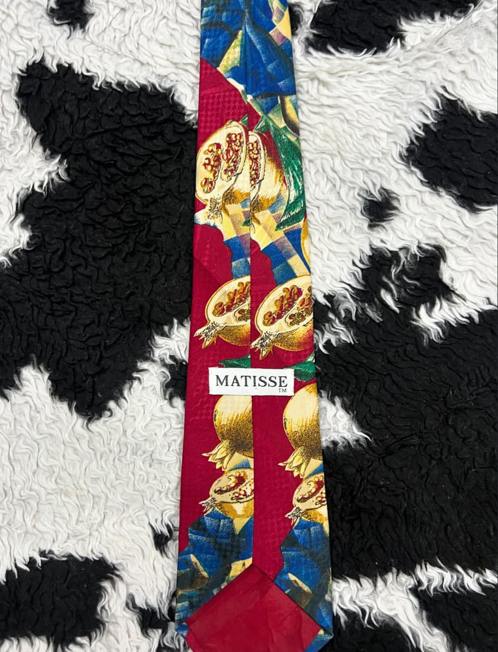Pomegranate Tie