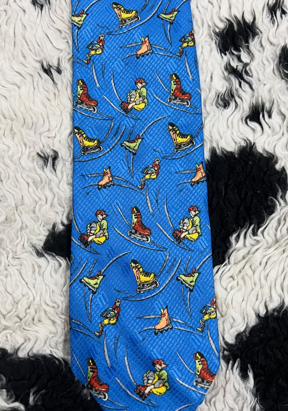 Skating Tie