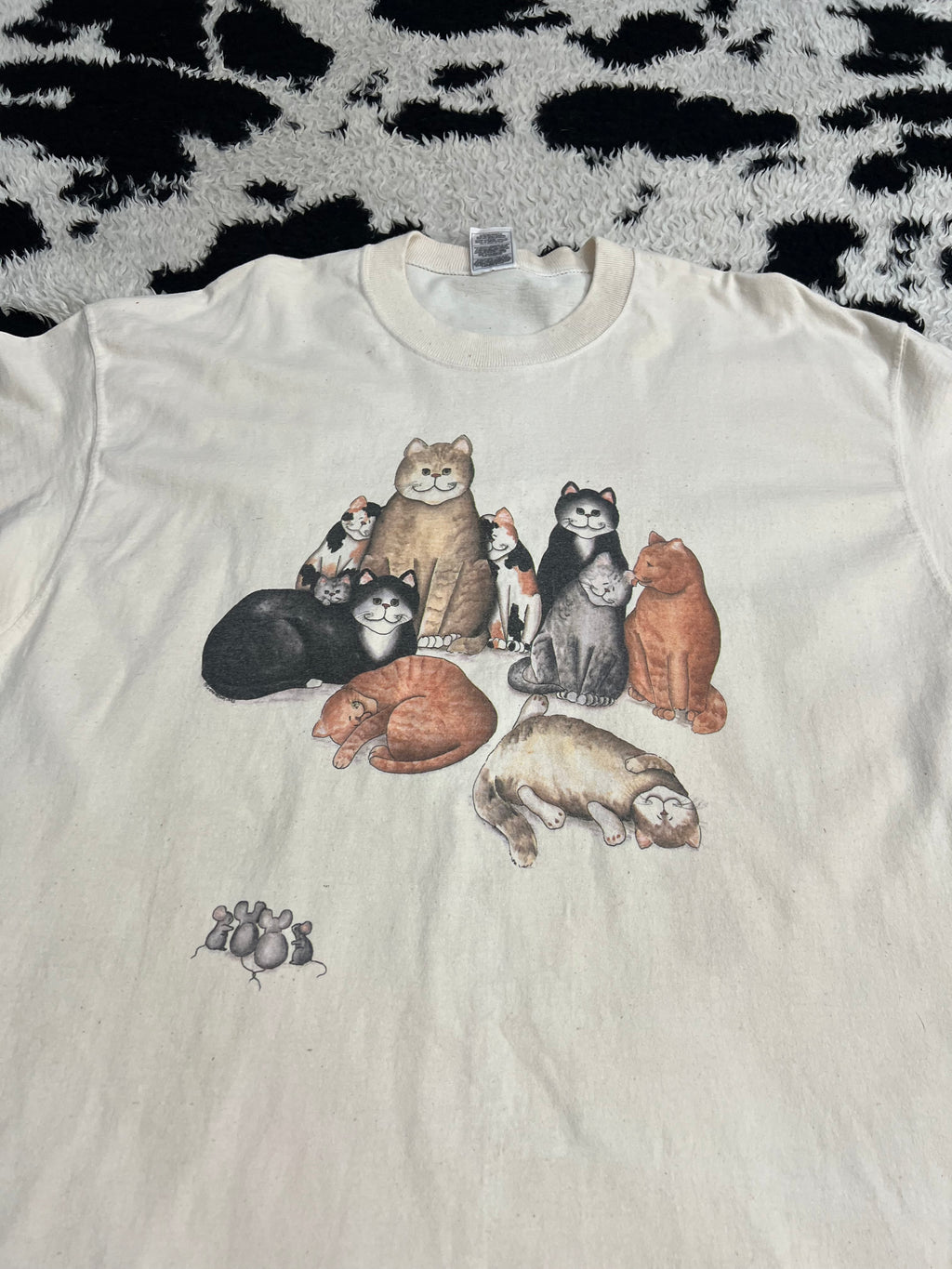 Vintage 90s Fruit of the Loom Cats Tee (Extra Large)