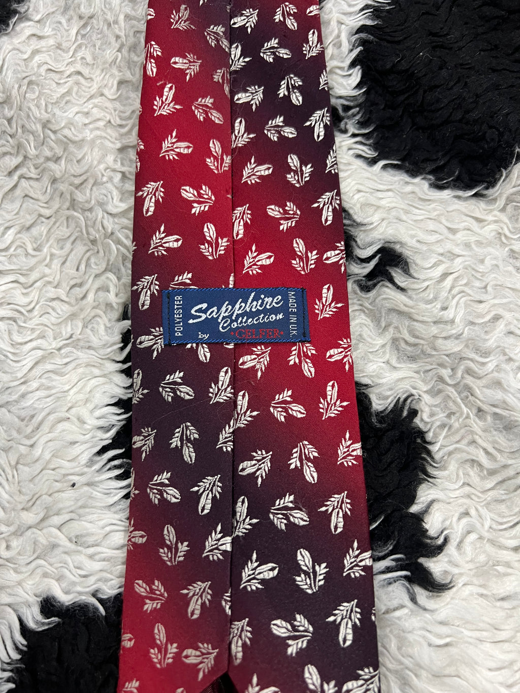 Sapphire Double-Shaded Red Tie