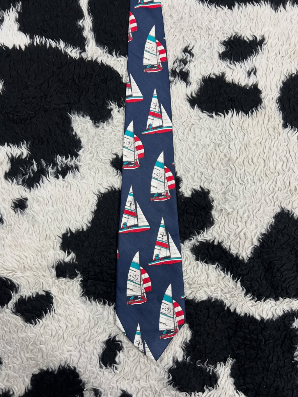Sailing Boats Tie