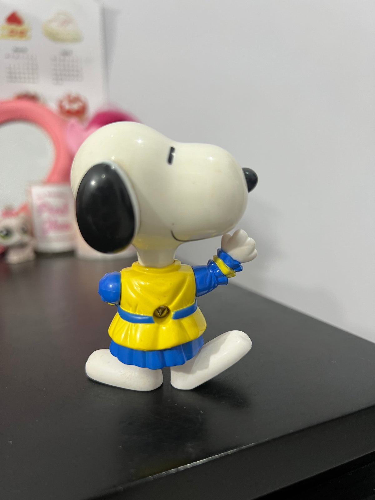 Vintage 1999 Latin America Dancing Snoopy Figurine