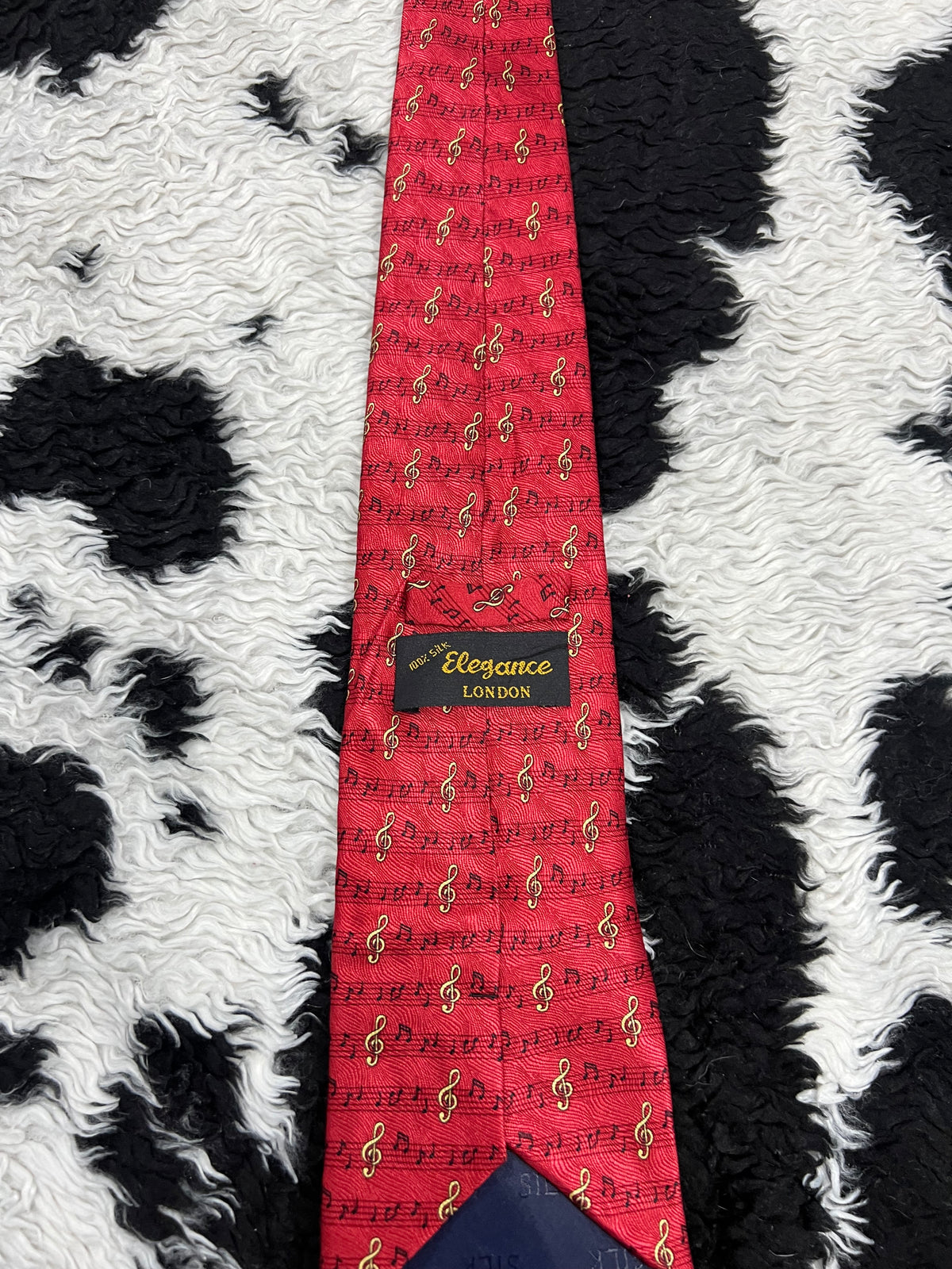 Red Musical Sheet Tie