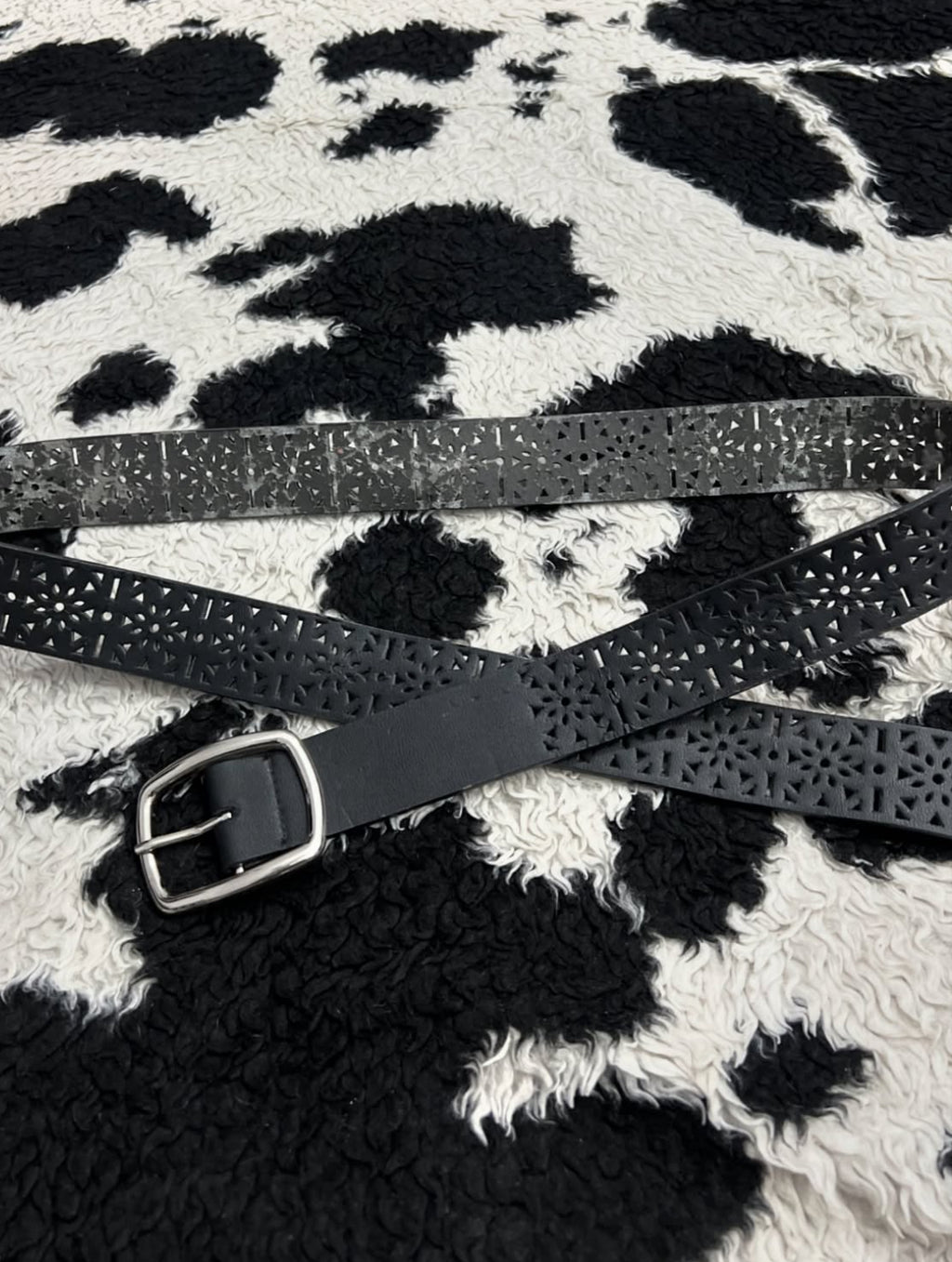 Black Carved Floral Holed Belt