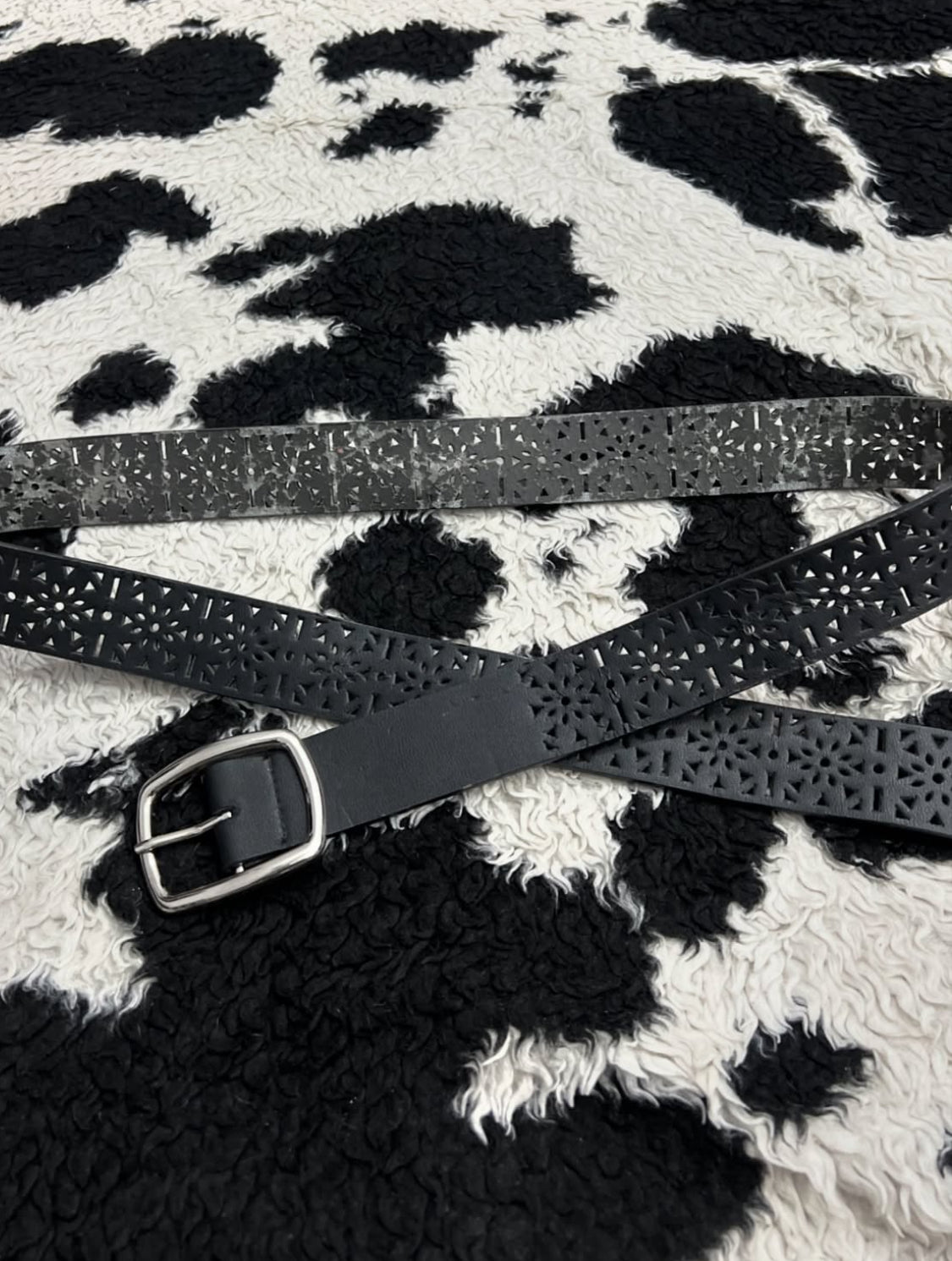 Black Carved Floral Holed Belt