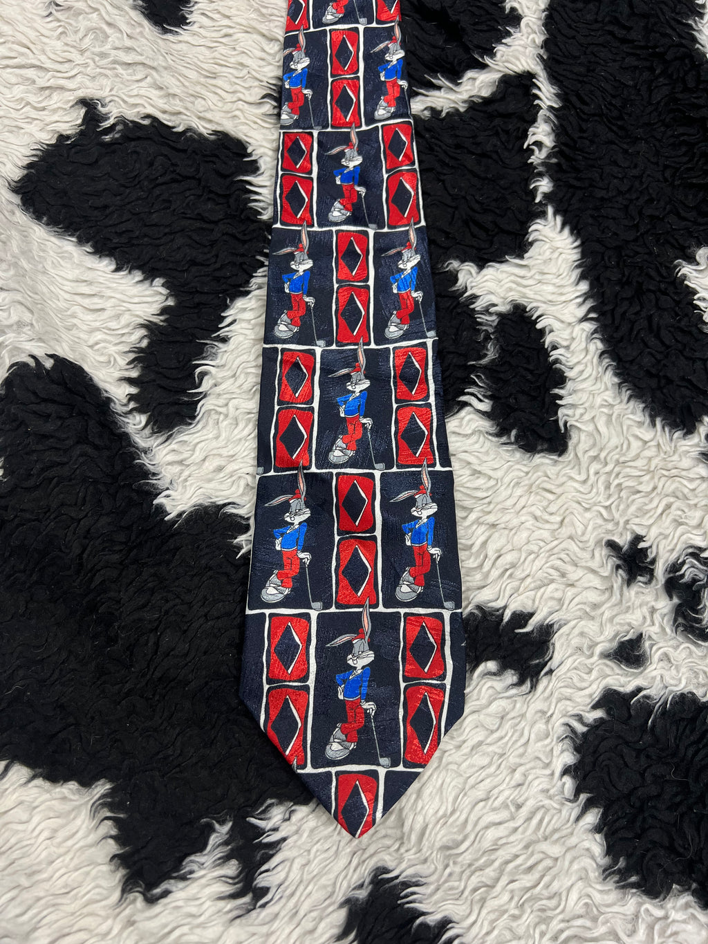 Vintage 1997 Bugs Bunny Golfing Tie