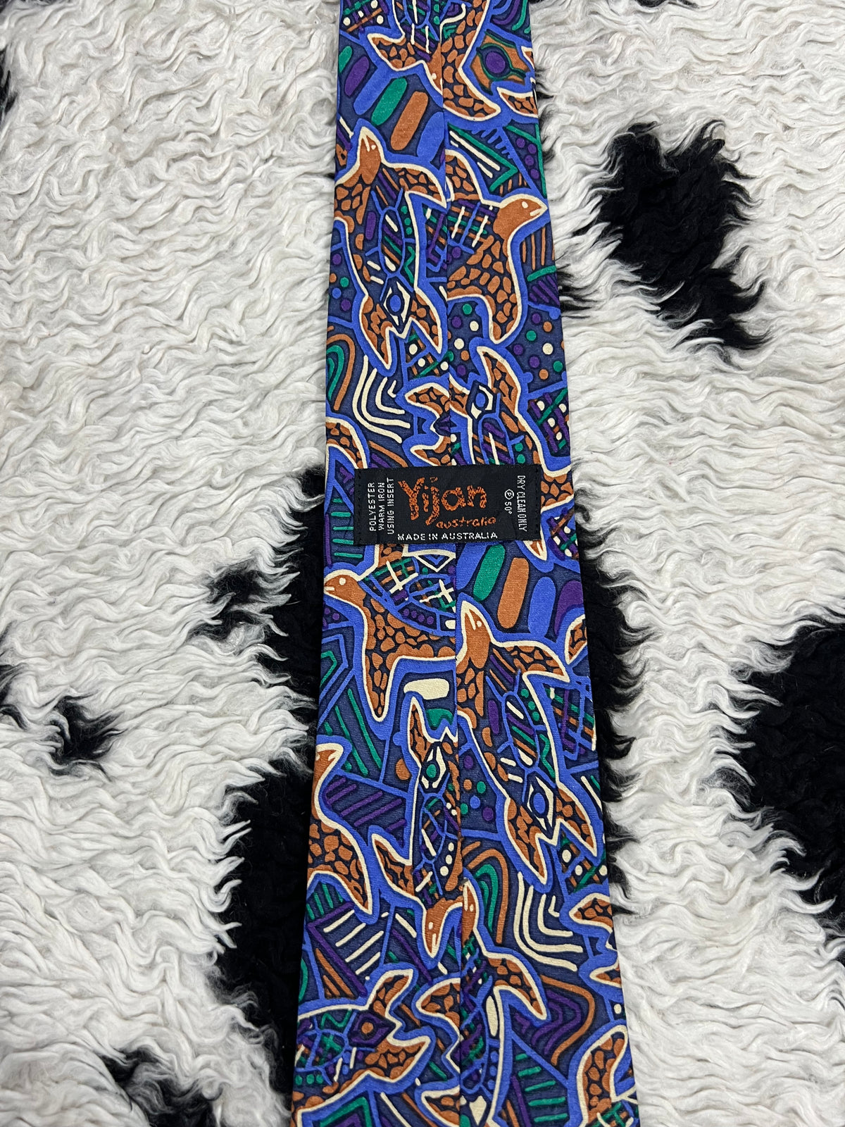 Yijan Turtles Art Tie