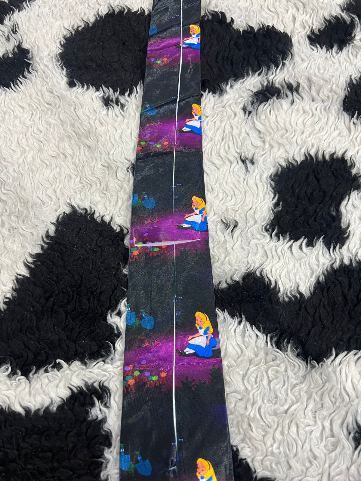 Alice in Wonderland Tie