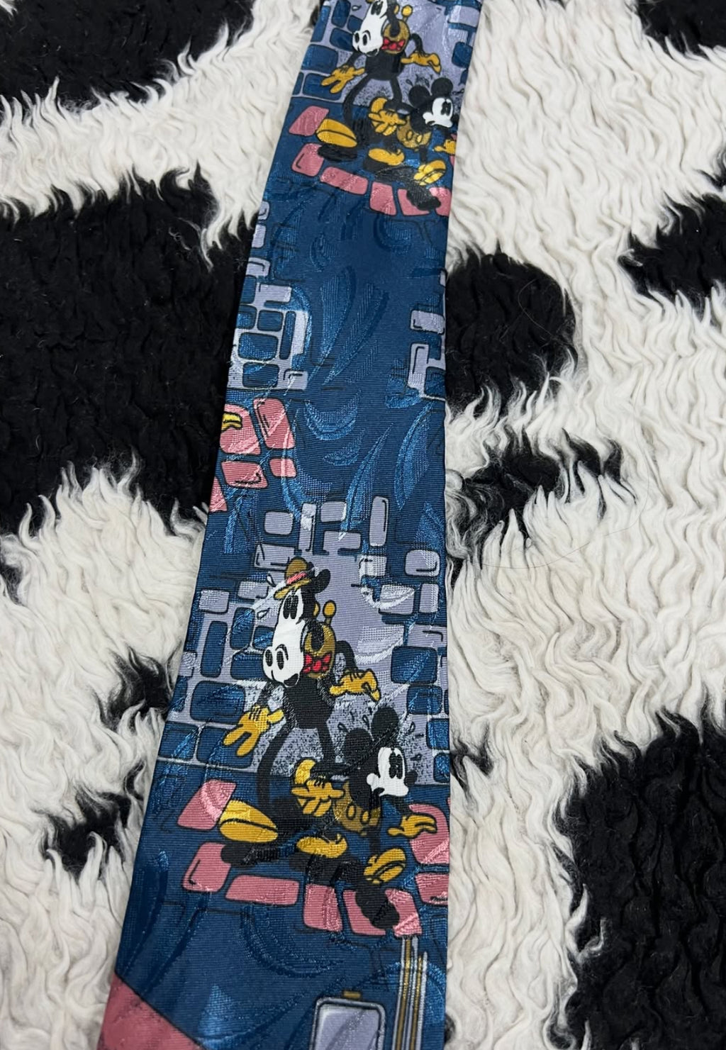 Vintage Disney Mickey Mouse Bulgury Tie