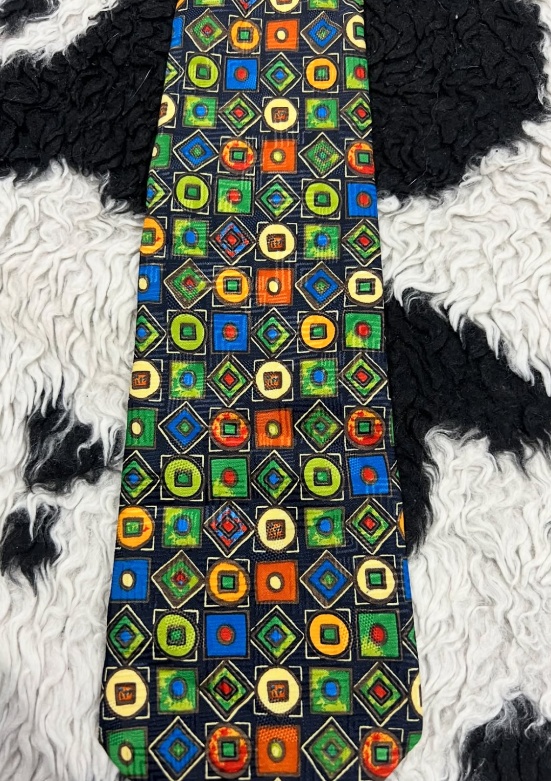 Rael Brook Geometric Tie