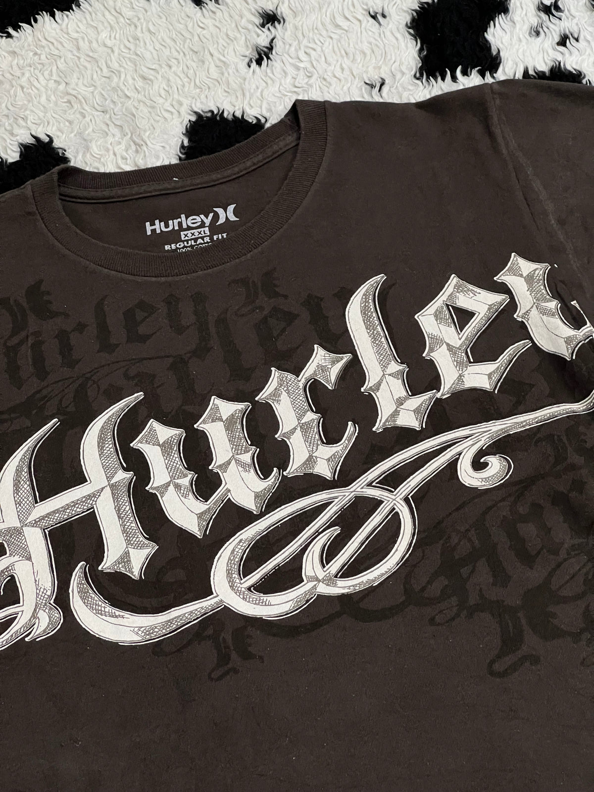 Hurley Tee (Large)