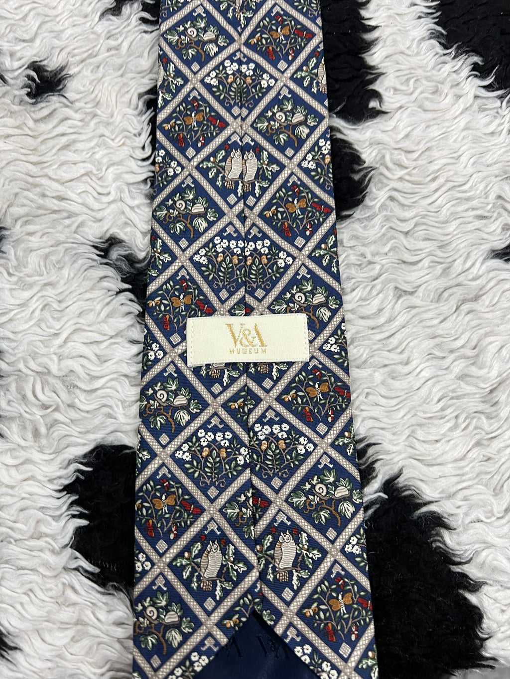 V&A Musuem Owls & Butterflies Tie