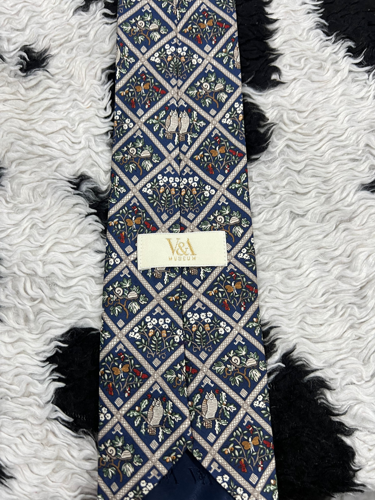 V&A Musuem Owls & Butterflies Tie
