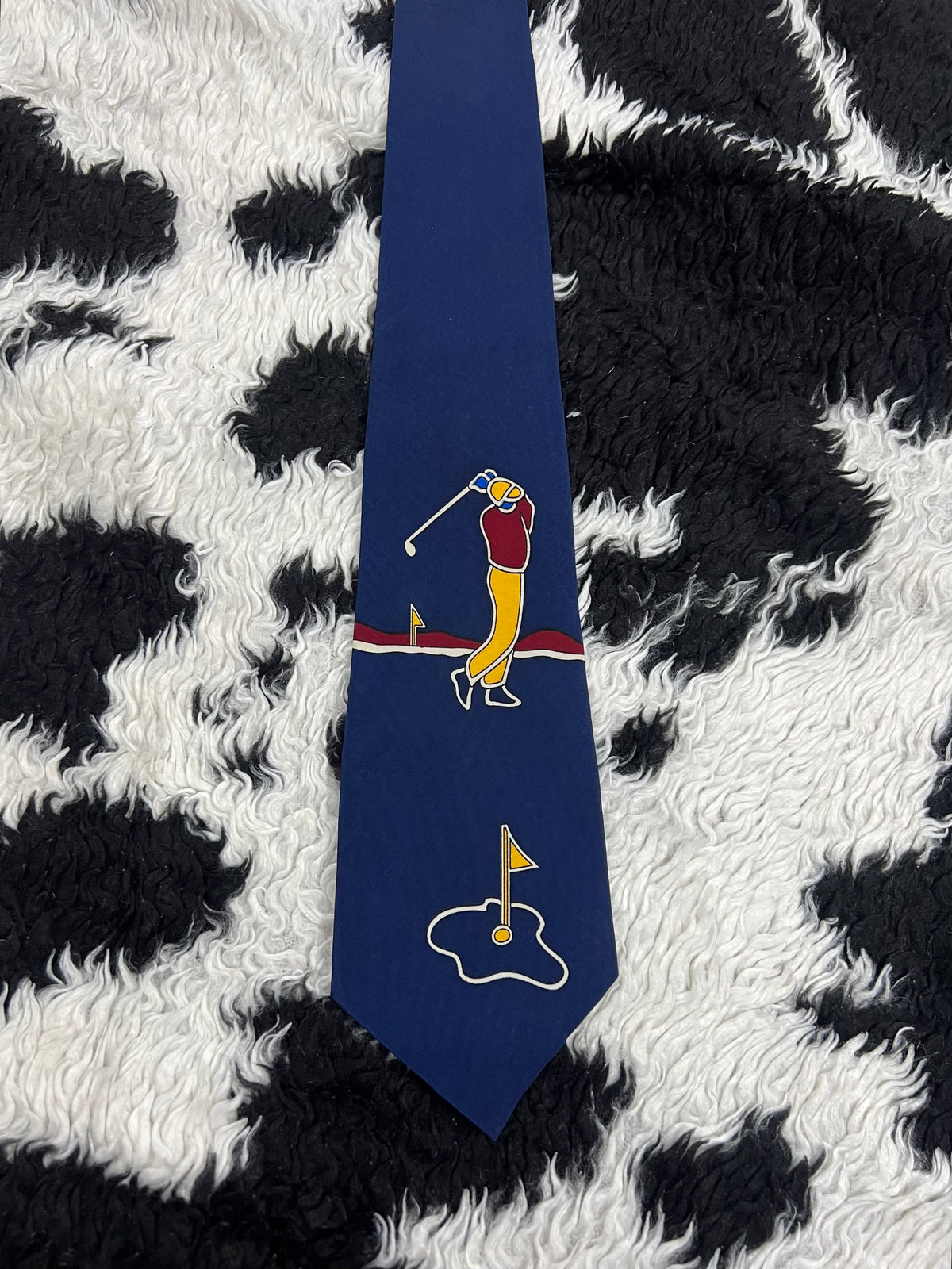 Golfing Graphic Tie