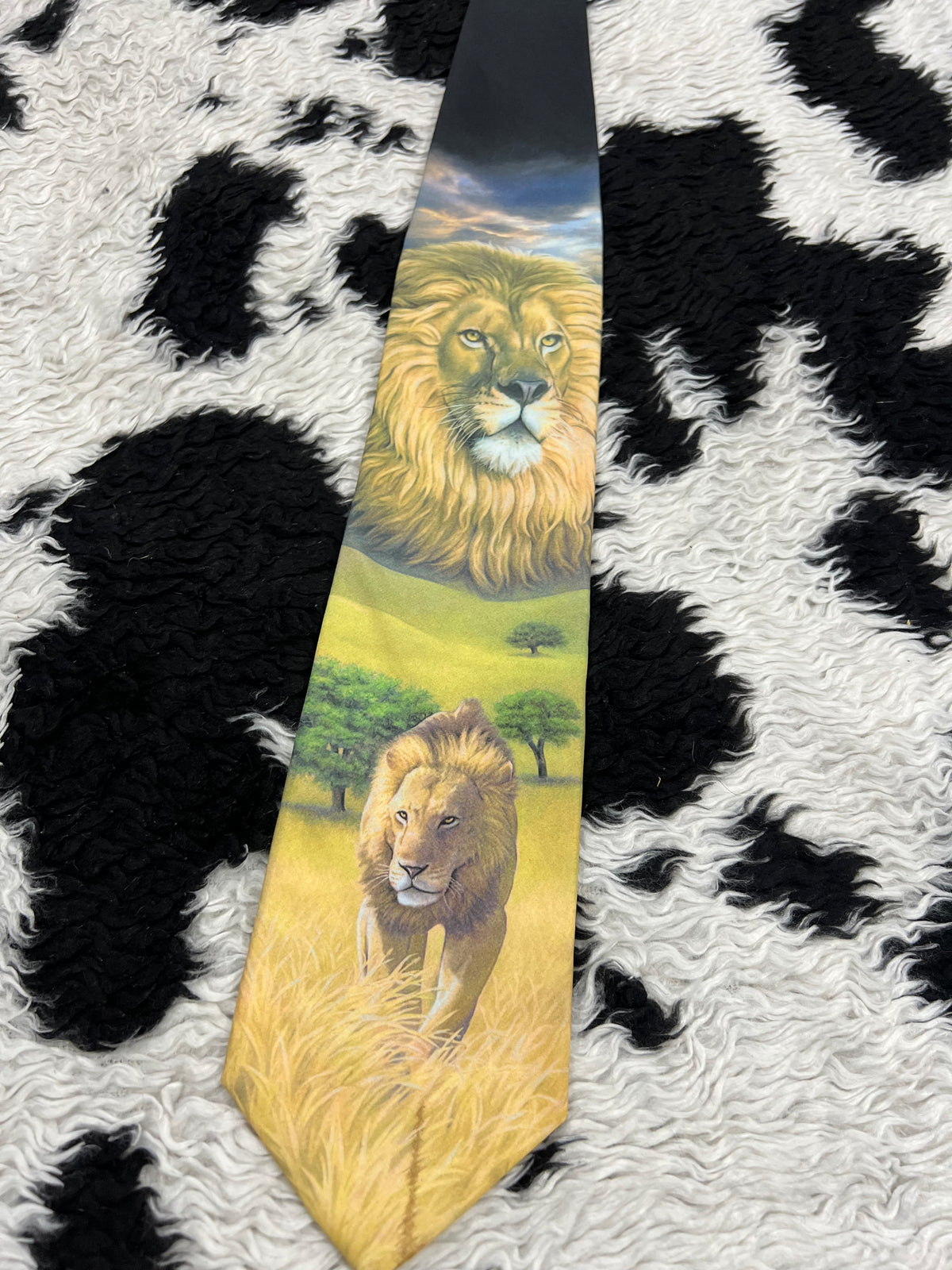 Vintage 1999 Ralph Marlin Lions Tie
