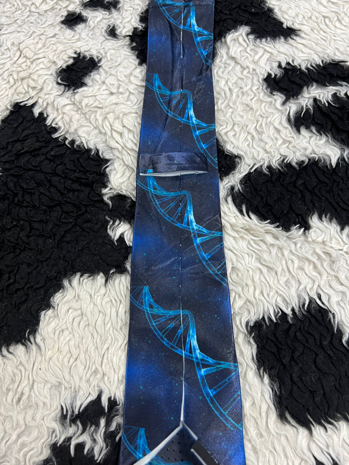DNA Graphic Tie