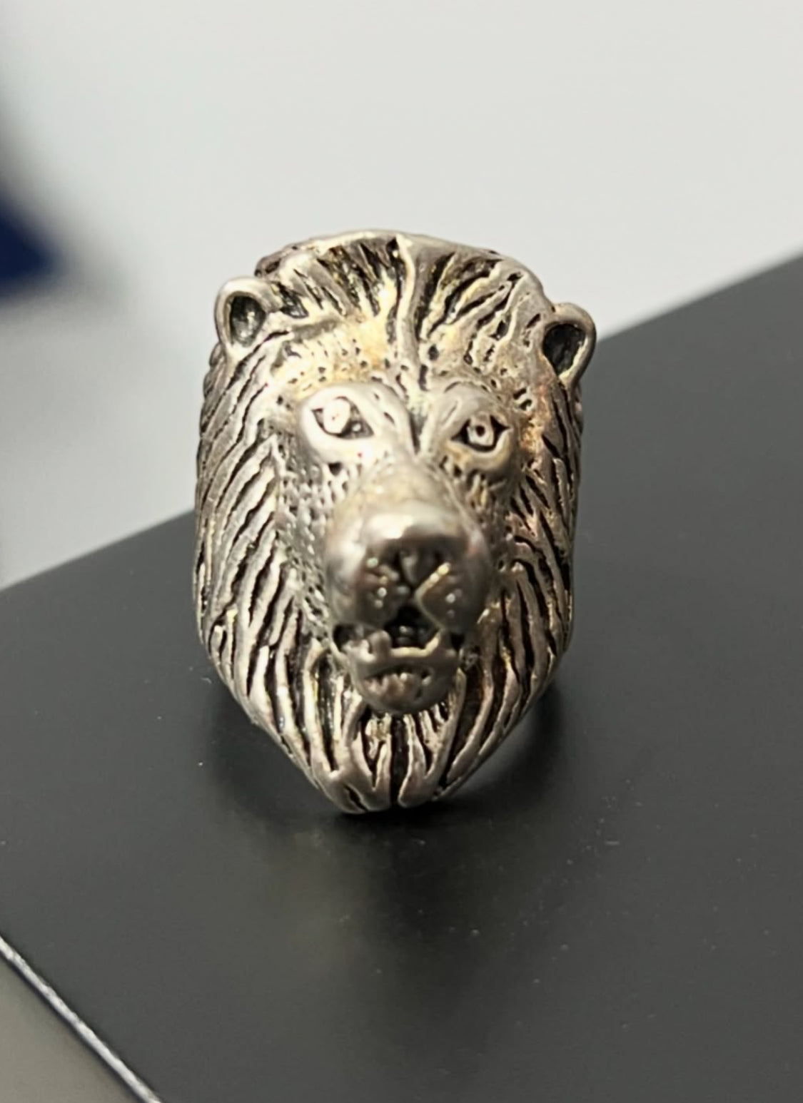 Big-Sized Lion Ring
