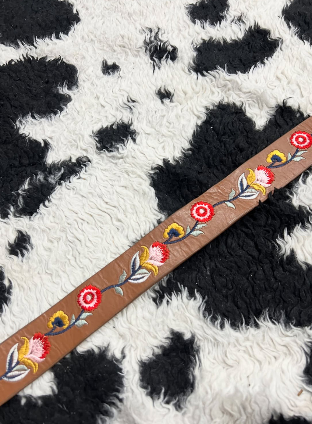Embroidered Floral Brown Belt
