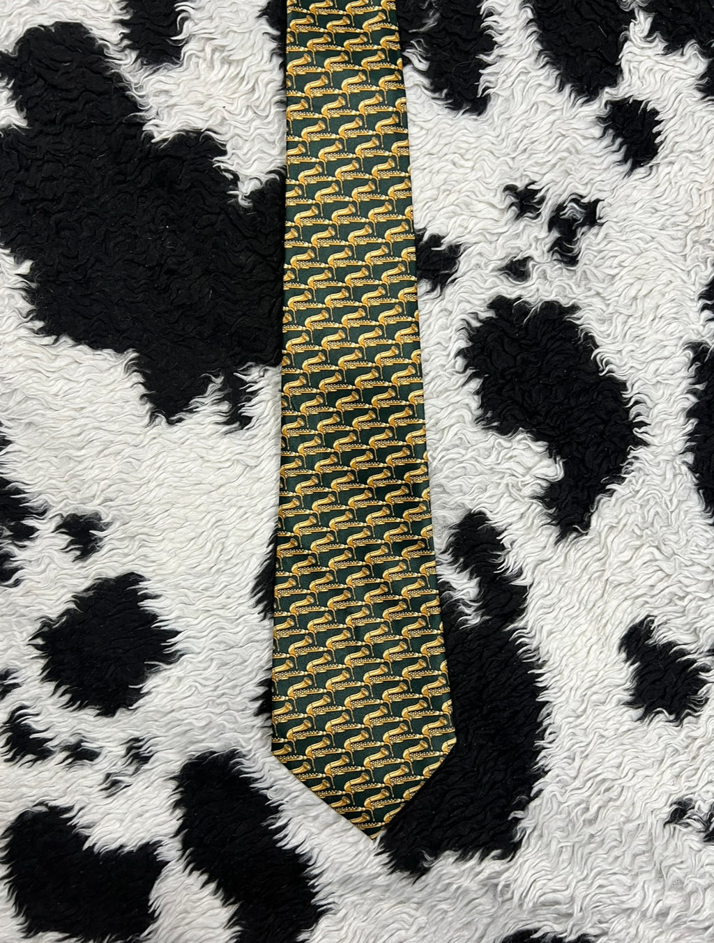 Saxophones Tie