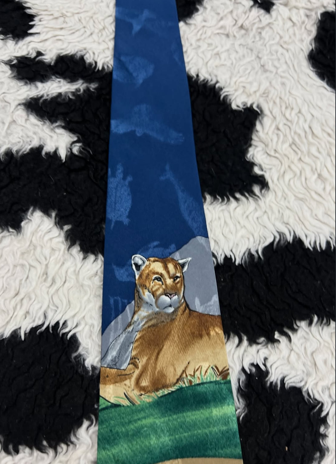 Double-Textured Lioness Tie