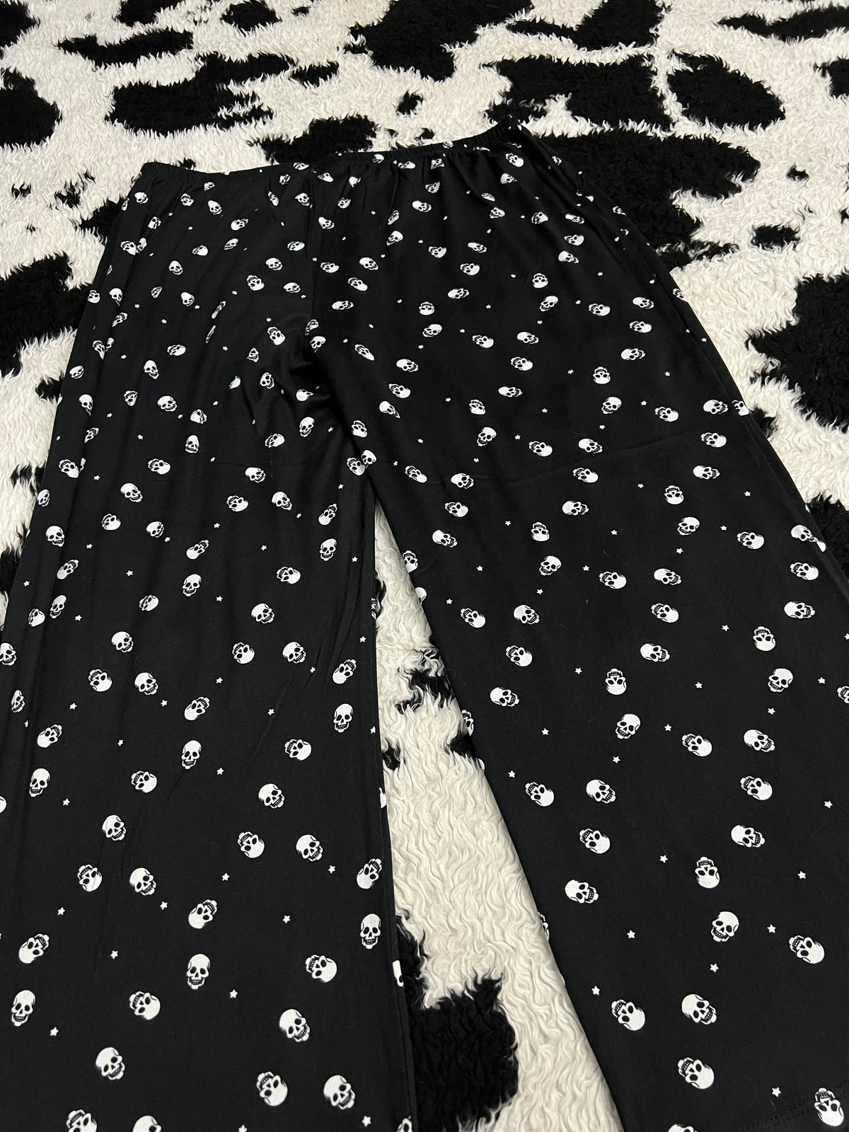 Black Skull PJs (Large)
