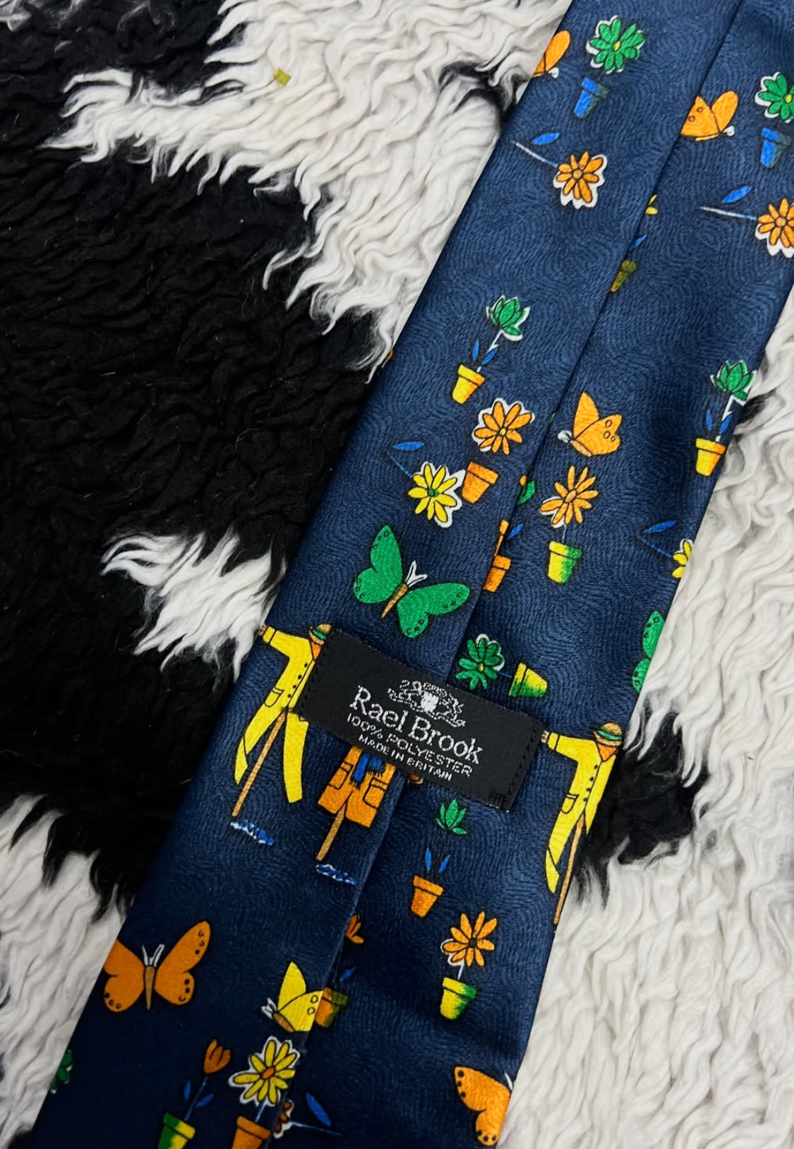 Scarecrows & Garden Tie