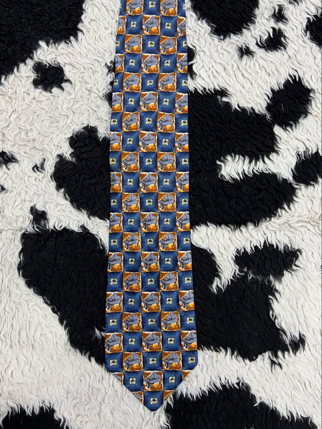 Piano Tie