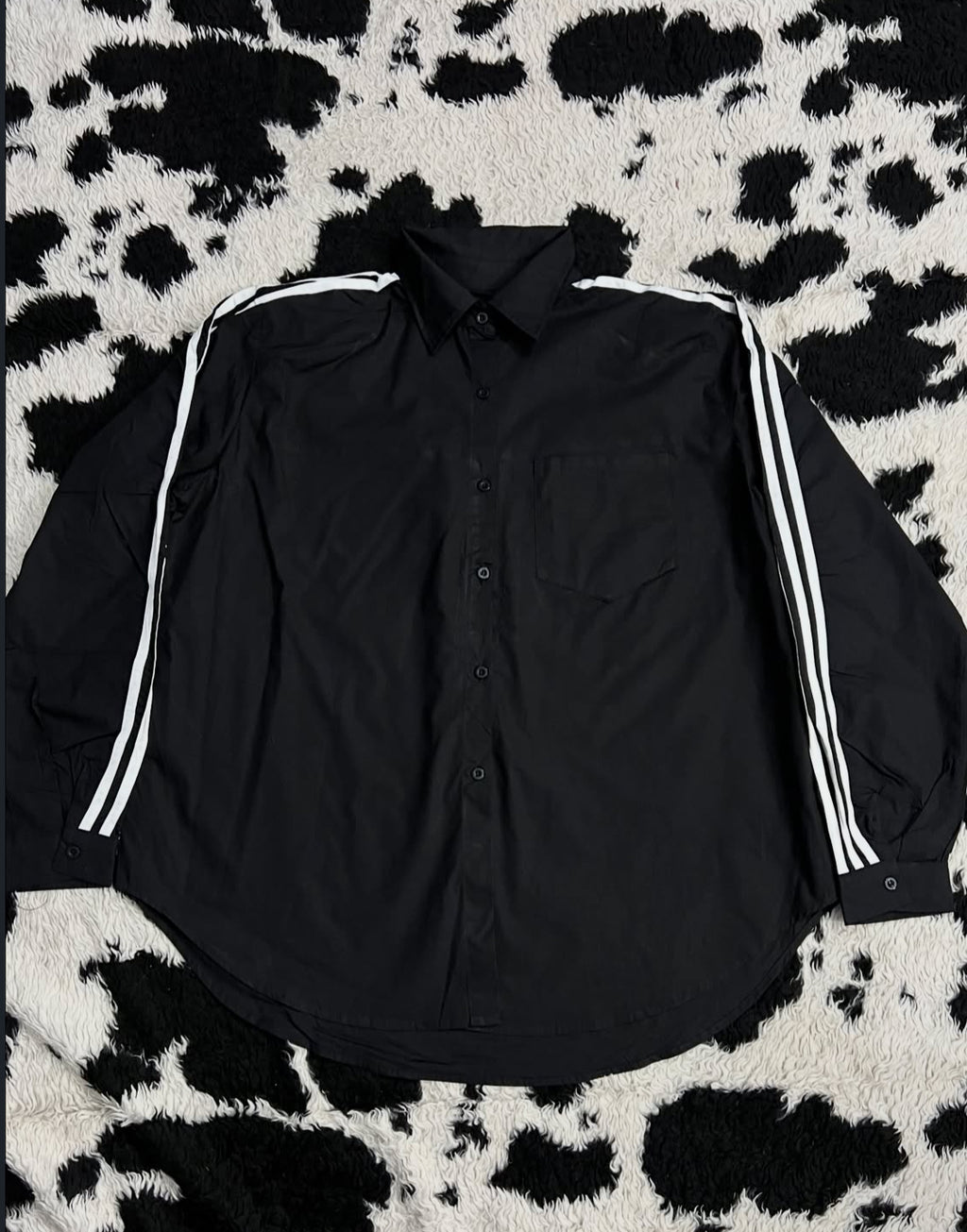 Black & White Lined Sleeve Buttonup