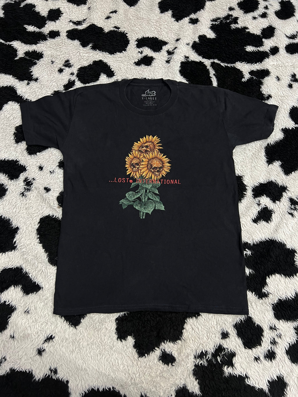 LOST INTERNATIONAL Skull Sunflowers Tee (Medium - Large)