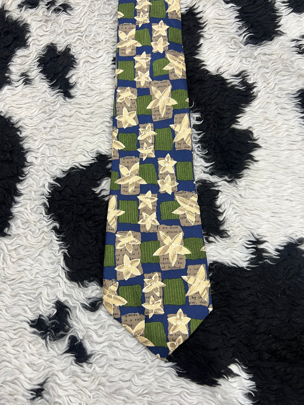Michelsons Floral Tie
