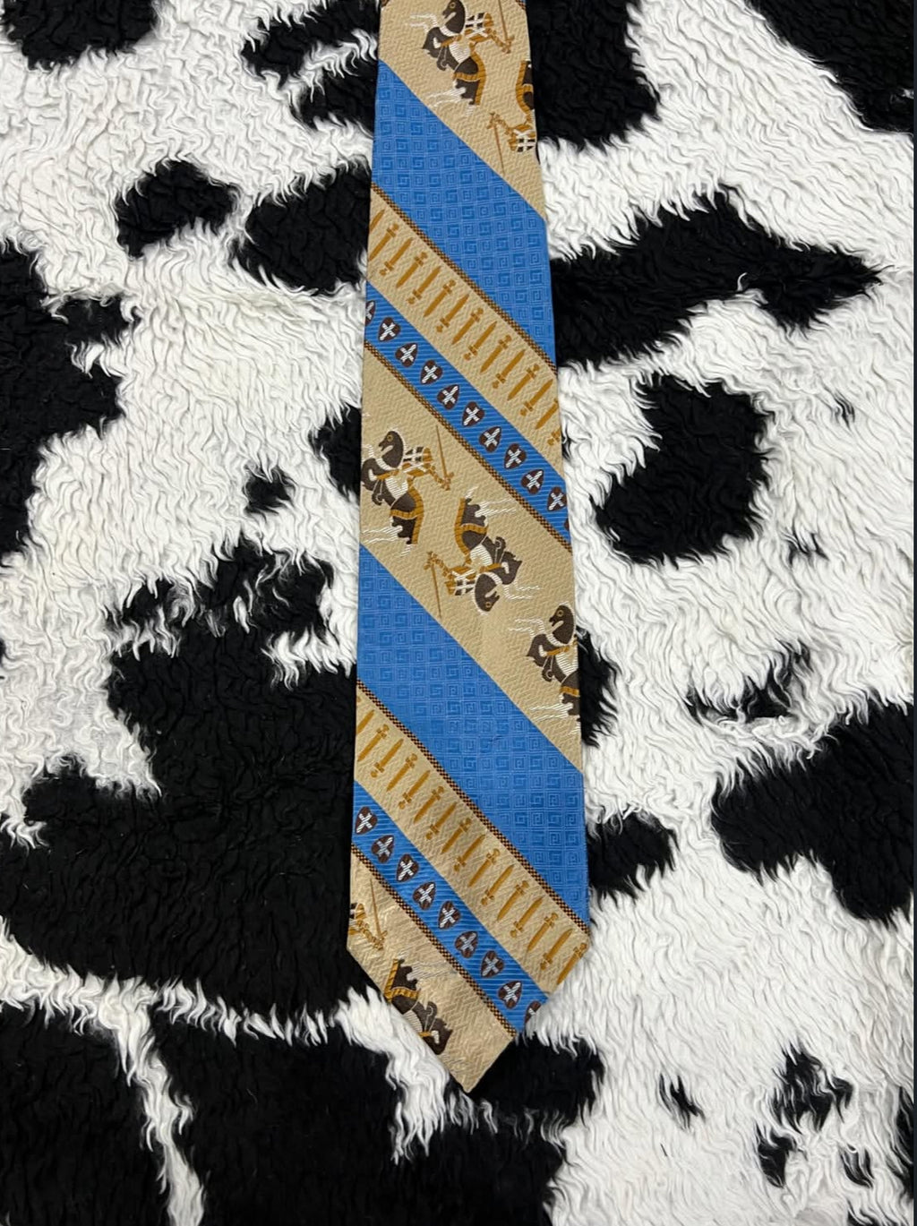 Knight on Horse Tie