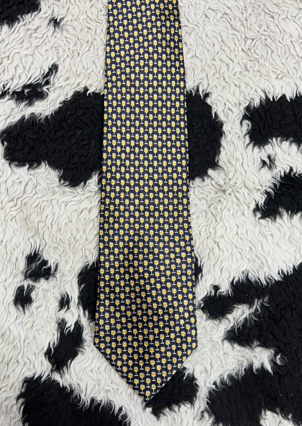 Wine Glasses Tie