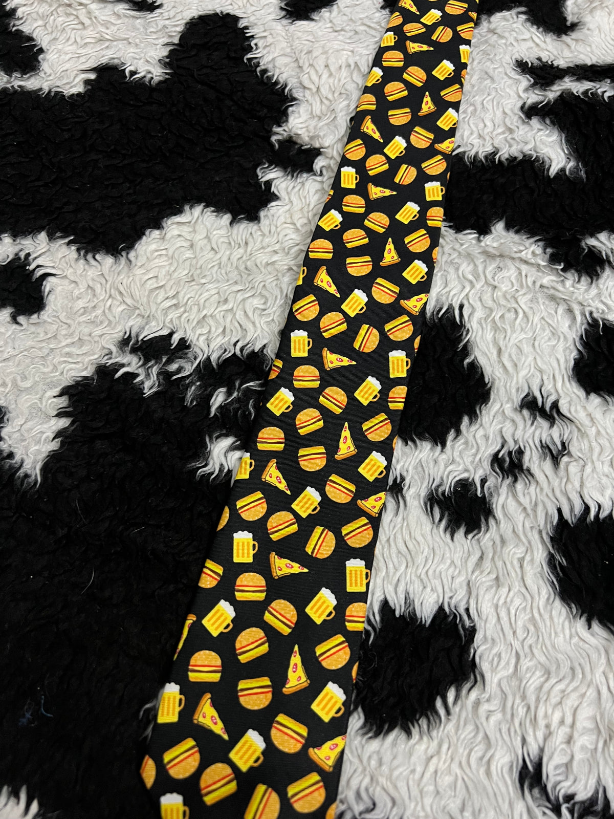 Fast Food & Beer Narrow Tie