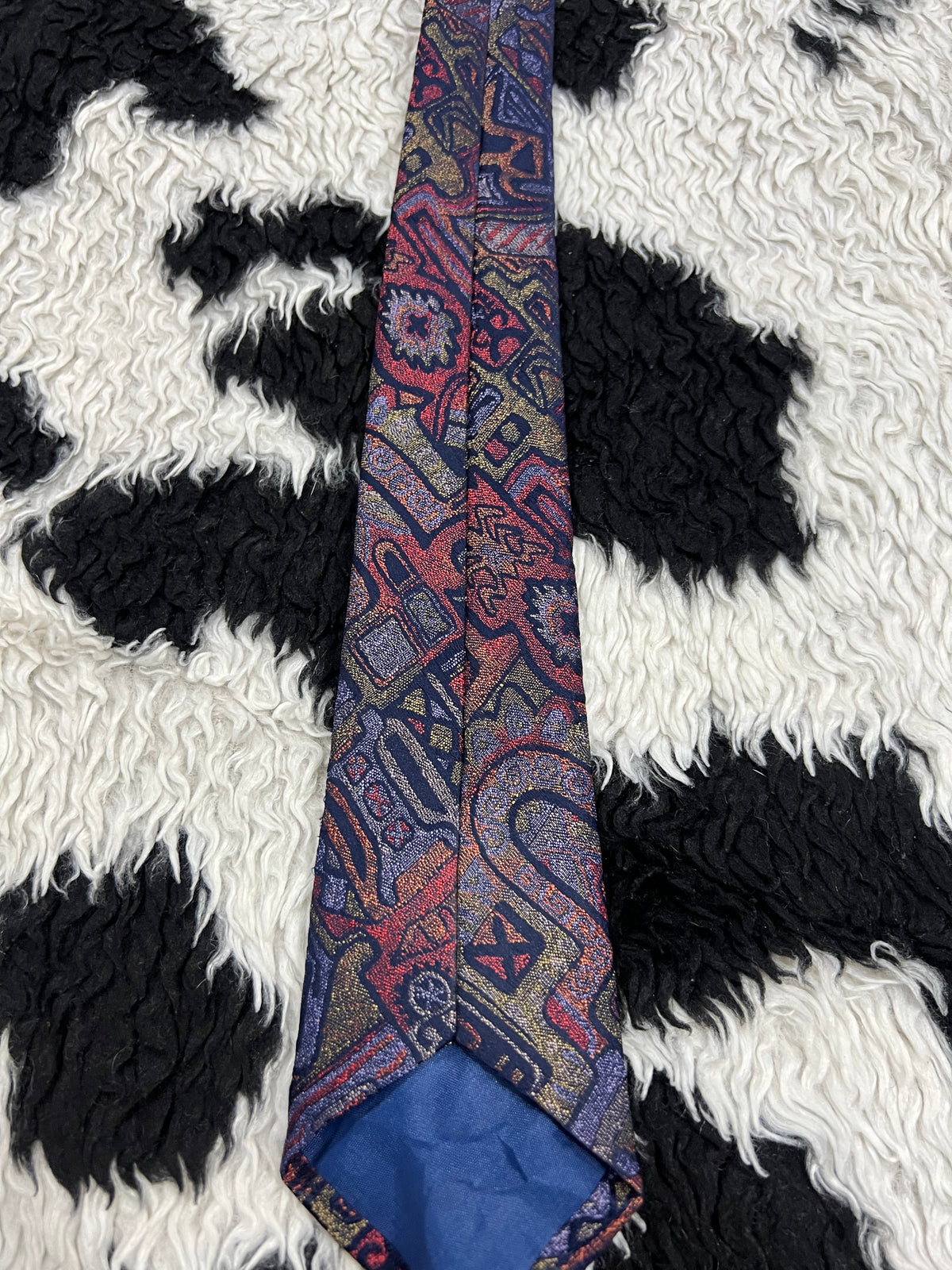 Abstract Patterned Embroidered Narrow Tie