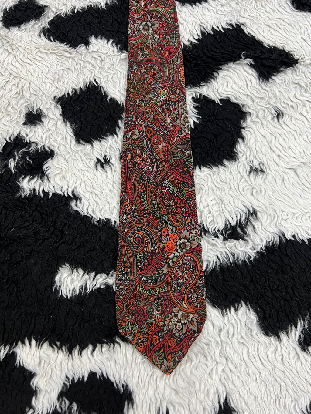 Woods & Gray Paisley Tie