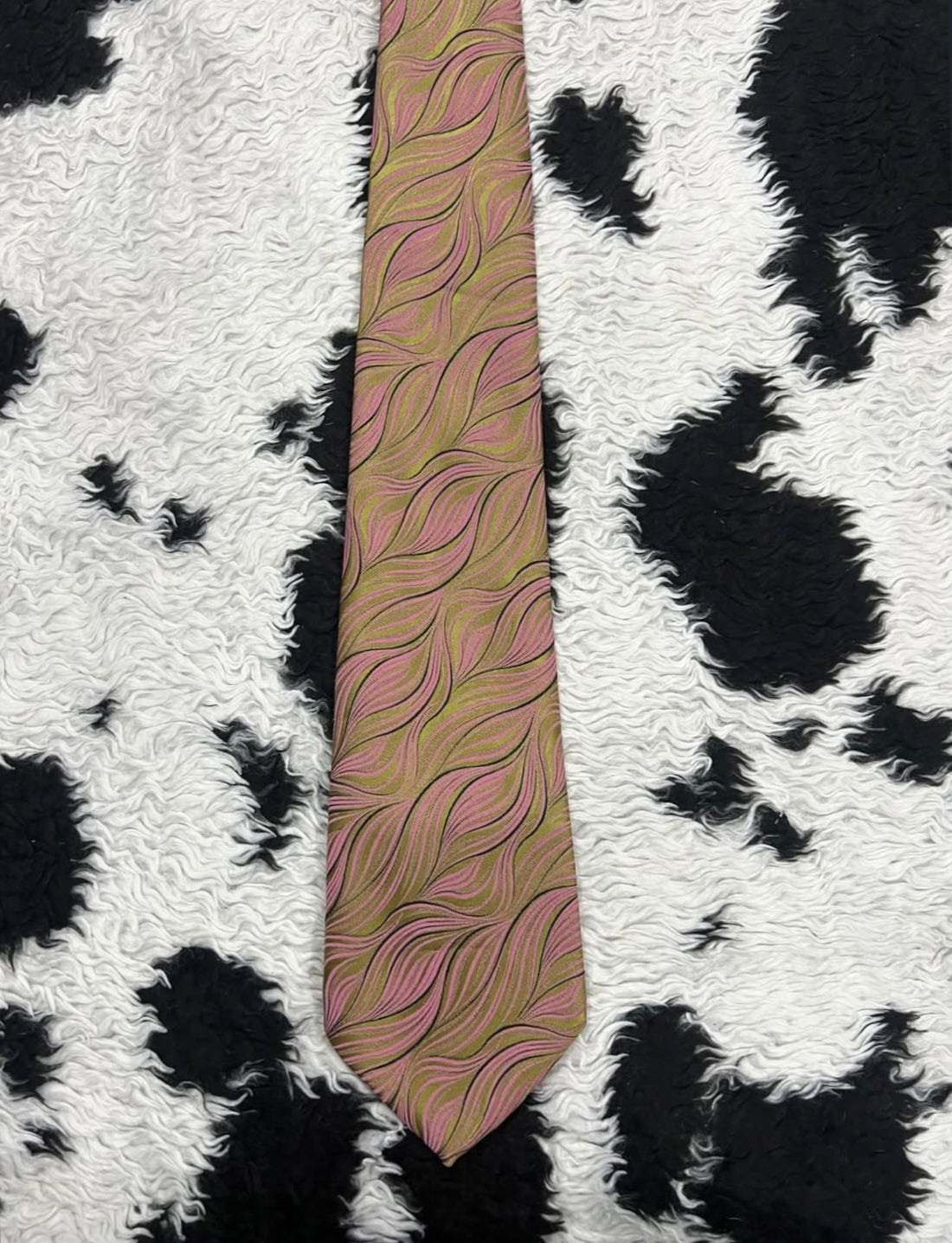 Strawberry Matcha Coded Tie