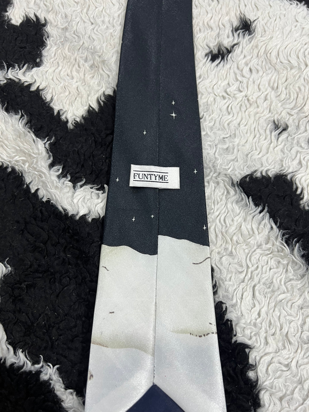 Alien Graphic Tie