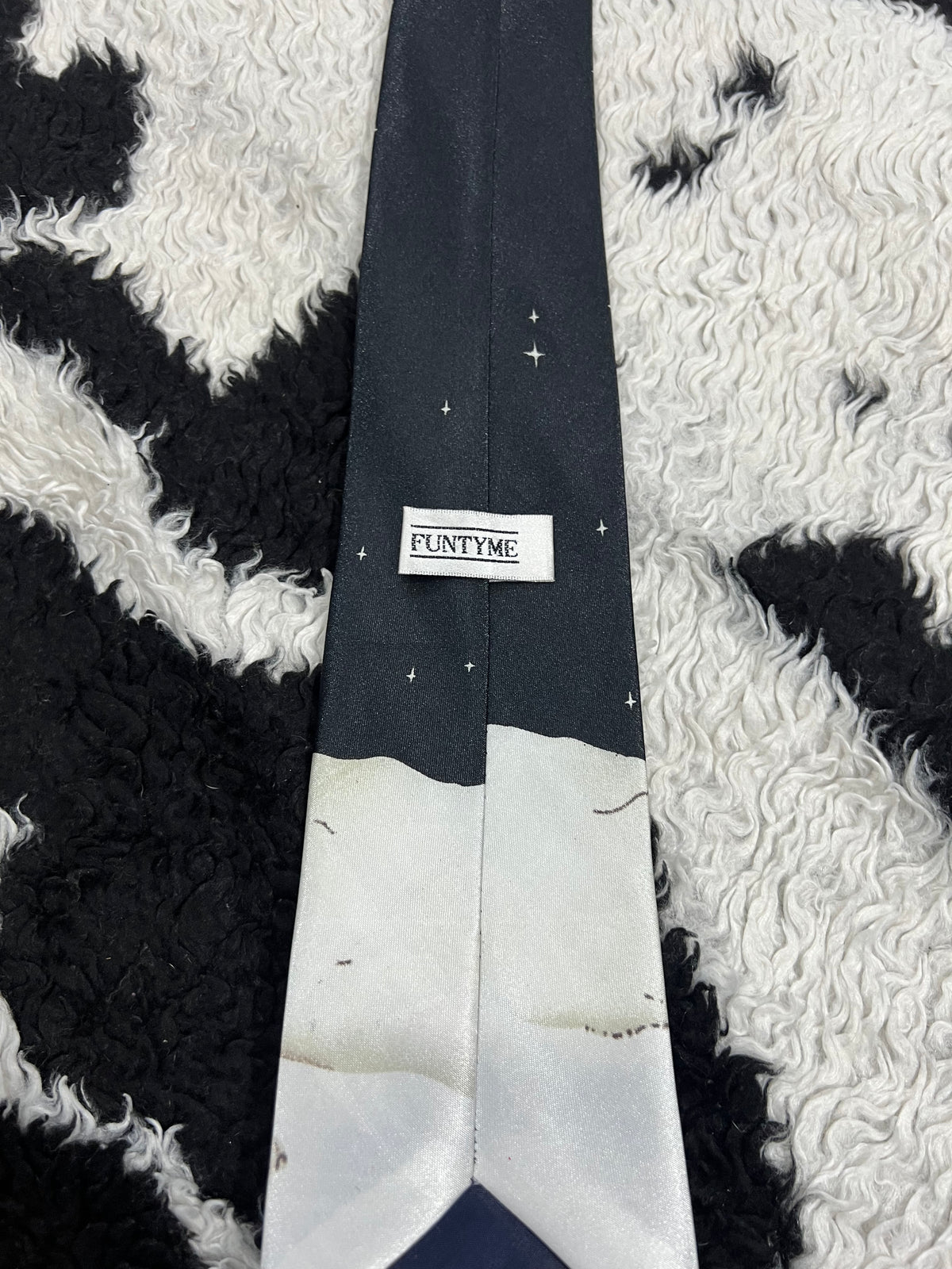 Alien Graphic Tie