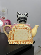 Cat Family Ceramic Kettle