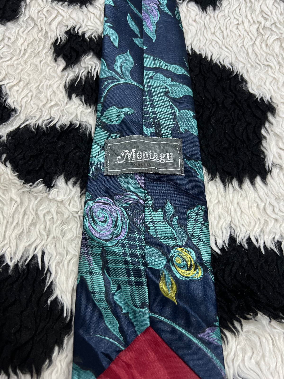 Montagu Embroidered Floral Tie