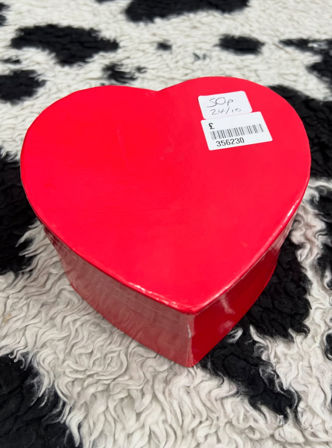 Cardboard Red Heart Box