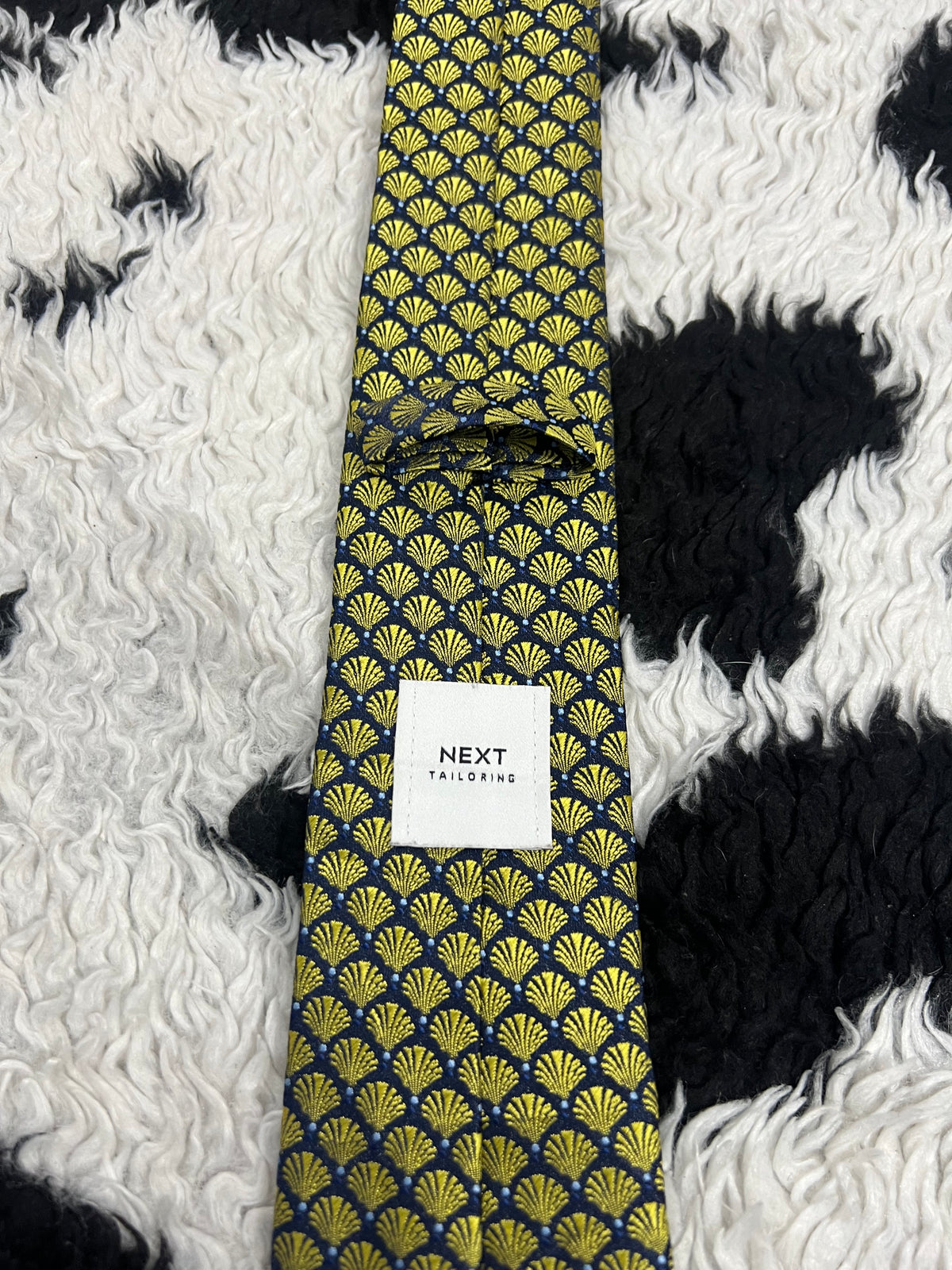 NEXT Seashells Embroidered Narrow Tie