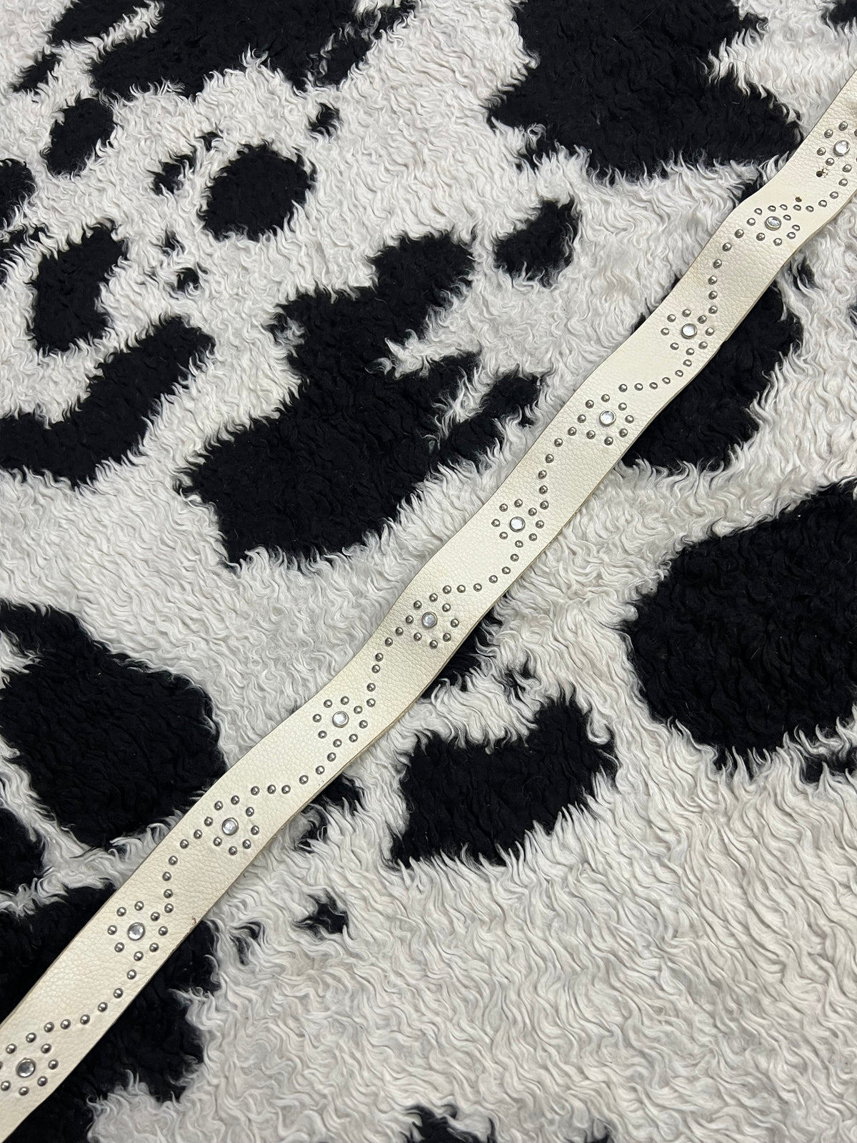 Faded White Stone Buckle Belt