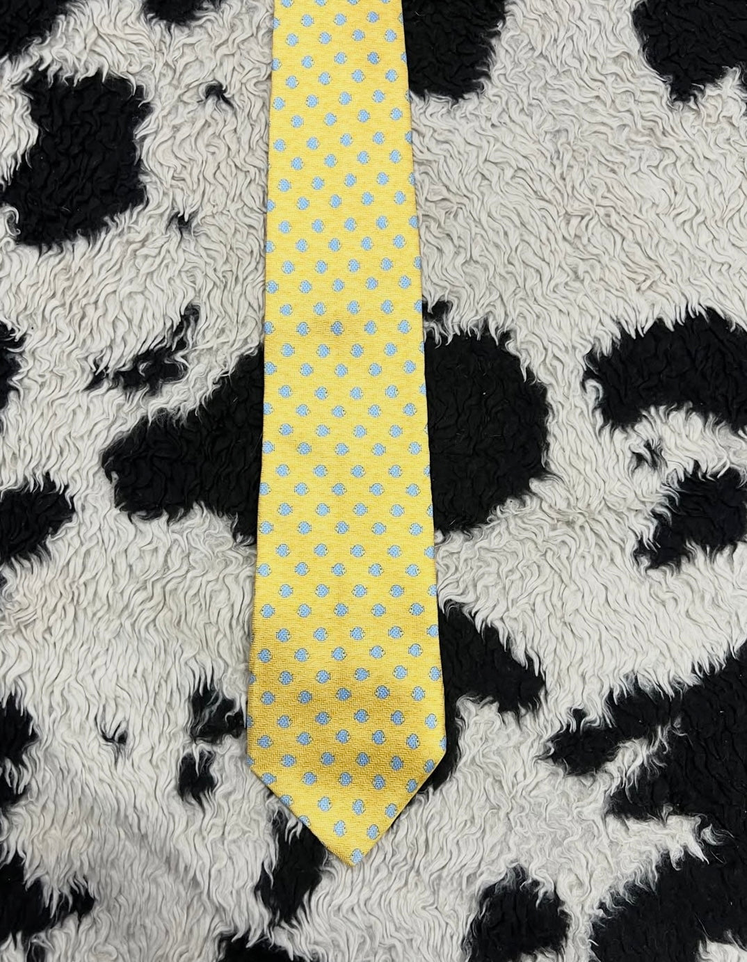 Yellow Fishes Tie