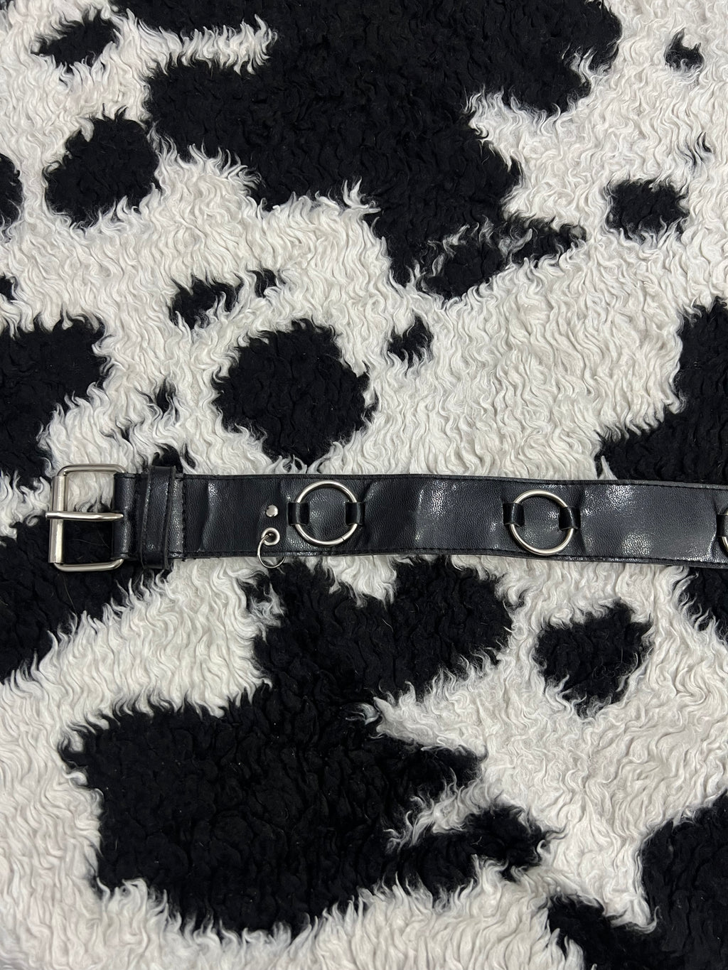 Black Metal Rings Belt
