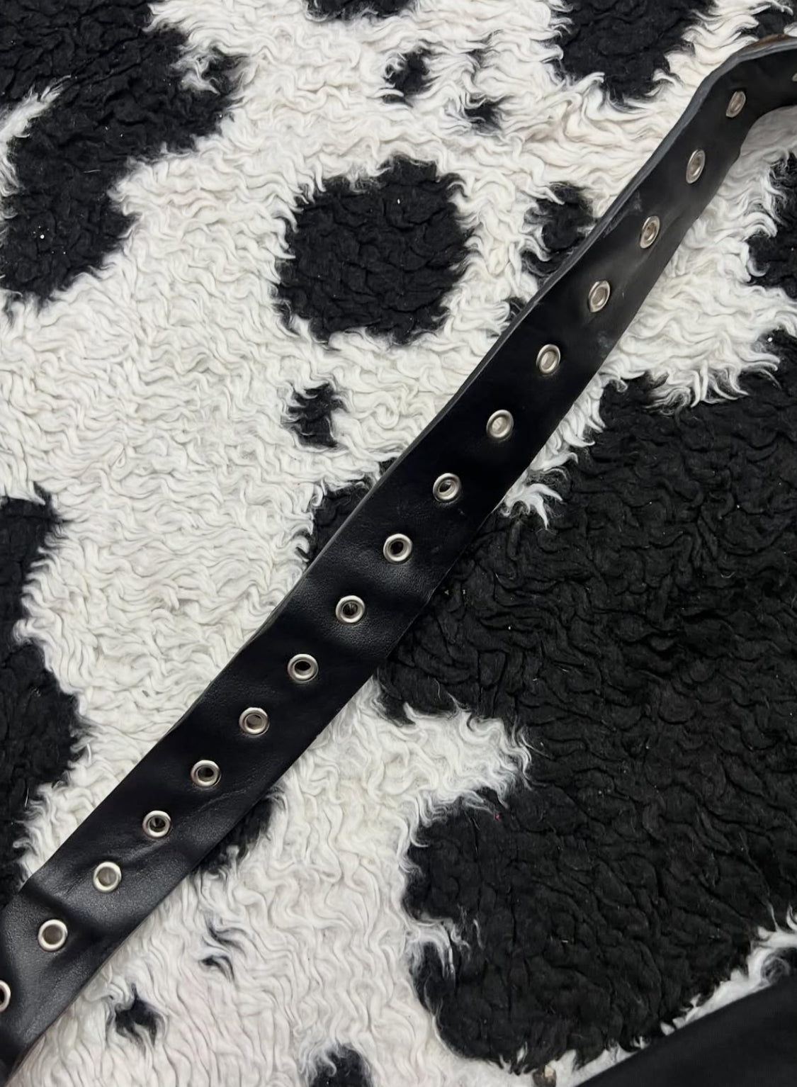Single-Hole Black Belt
