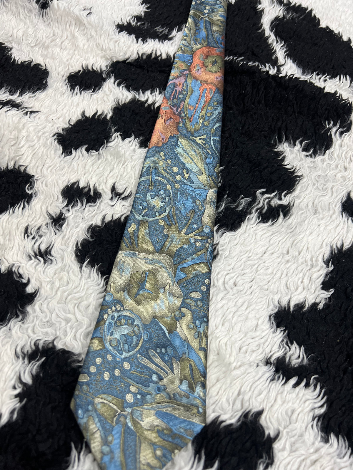 Burton Embroidered Floral Tie