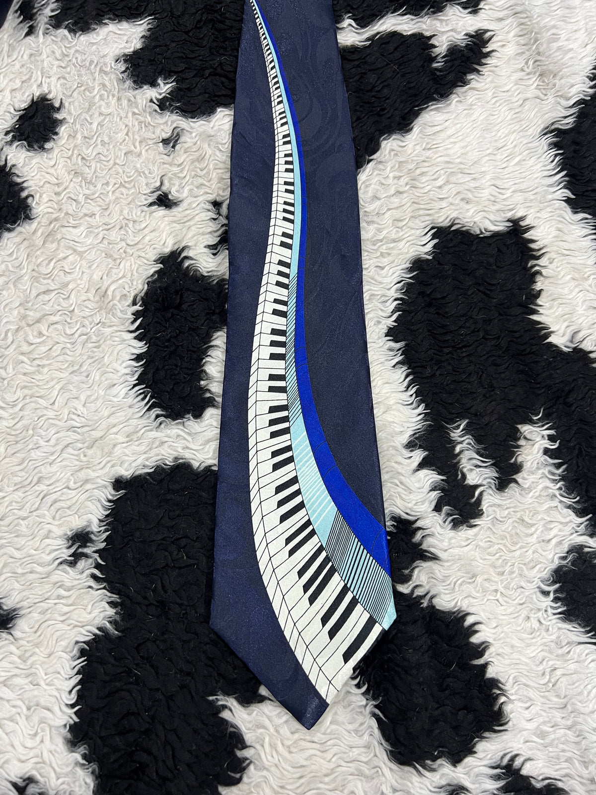 Piano Tie
