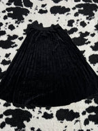 Black Pleated Long Velvet Skirt